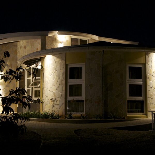 Neue Villa auf Bonaire mit Flagstones. Foto Copyright Monte Mare.