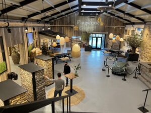 De vernieuwde showroom met Steenstrips - The Flagstone Company