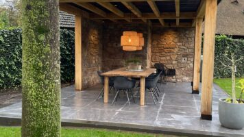Steinstreifen Cimone in Überdachung - Veranda