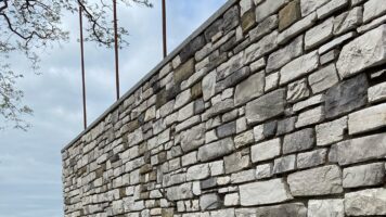 Vesio Stone schlüpft nach außen, längliche Form – Gartenmauer