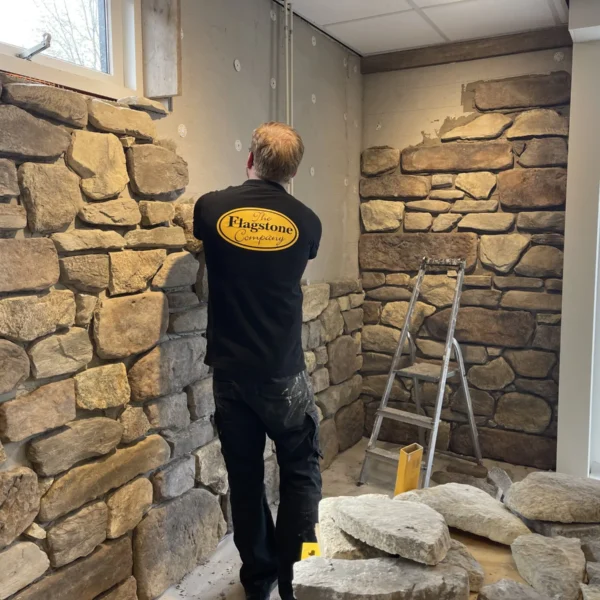 Positionierung der Verblendsteine an der Wand